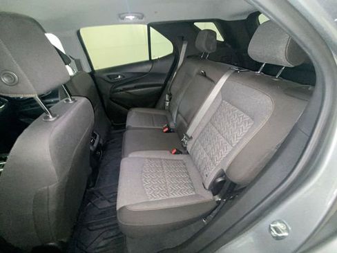 Used 2023 Chevrolet Equinox LT FWD image 10