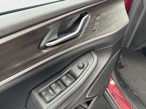 New 2026 Jeep Grand Cherokee Limited image 15