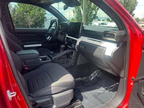 Used 2024 Toyota Tacoma TRD Off-Road AWD/4WD image 29