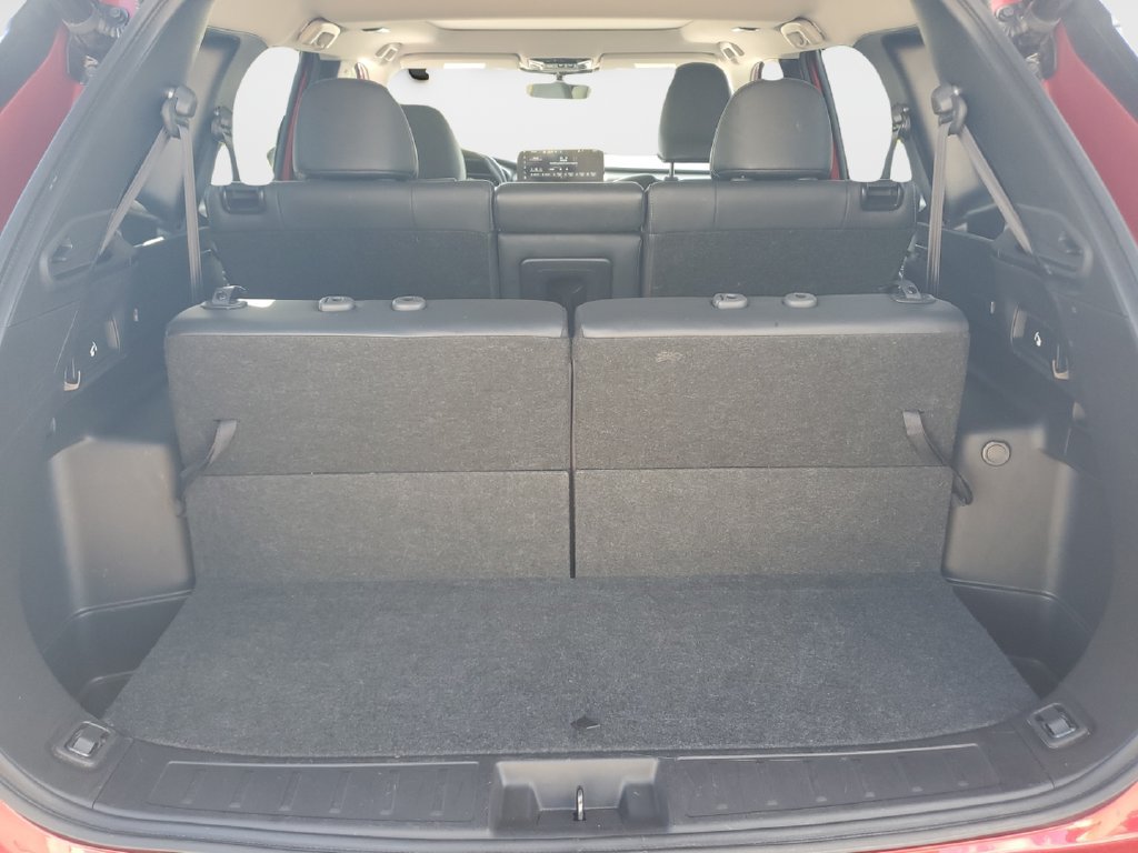Used 2025 Mitsubishi Outlander SEL FWD image 9