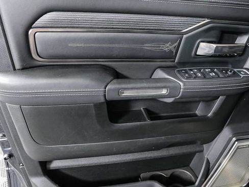Used 2020 RAM 2500 Limited image 9