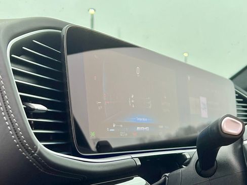 Certified 2024 Mercedes-Benz GLS 63 AMG 4MATIC image 22