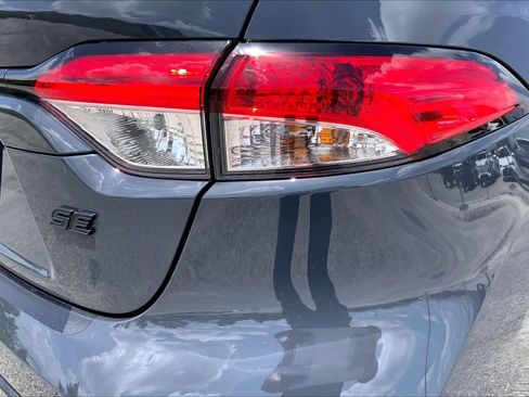 Certified 2025 Toyota Corolla SE FWD image 30