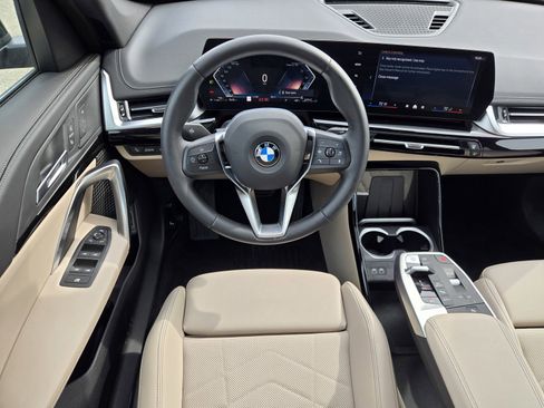Used 2025 BMW X1 xDrive28i w/ Convenience Package image 13