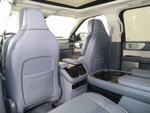 Used 2023 Lincoln Navigator Black Label image 53
