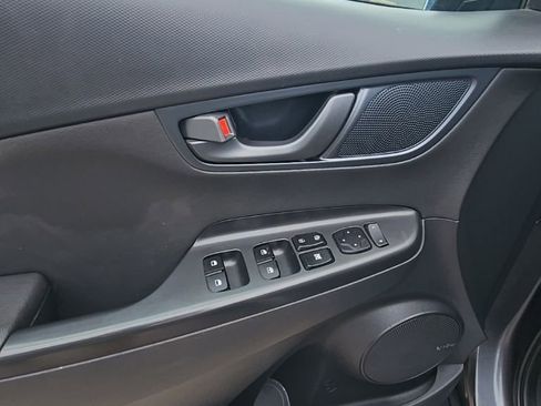 Used 2019 Hyundai Kona Ultimate image 11