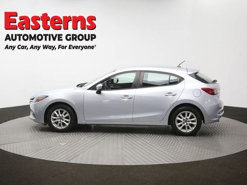Used 2017 MAZDA MAZDA3 Sport FWD image 60