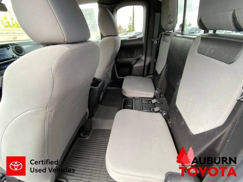 Used 2022 Toyota Tacoma SR w/ SX Package AWD/4WD image 25