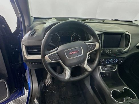 Used 2023 GMC Terrain SLT w/ Tech Package image 18
