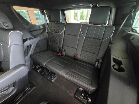 Used 2025 Cadillac Escalade V AWD/4WD image 48