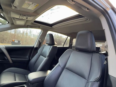 Used 2018 Toyota RAV4 Limited w/ Advanced Technology Package image 3