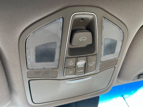 Used 2019 Hyundai Santa Fe XL image 24