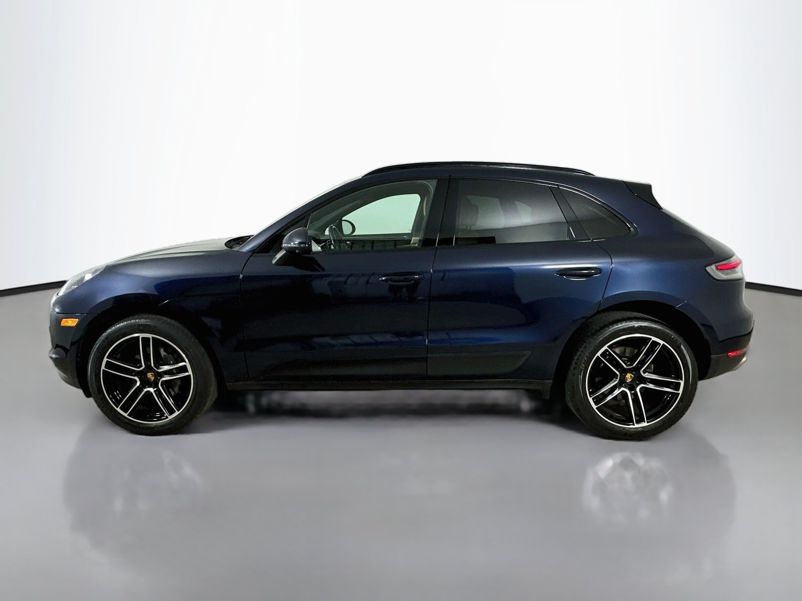 Used 2021 Porsche Macan AWD/4WD image 8