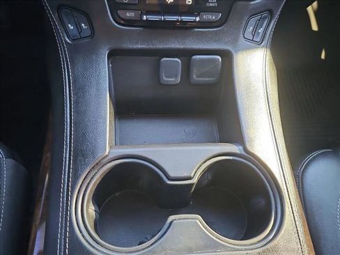 Used 2019 Chevrolet Tahoe LT image 11