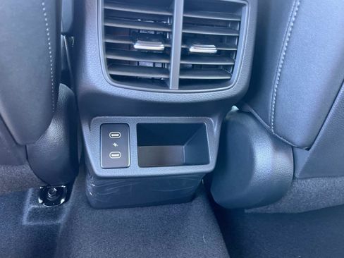 New 2026 Kia Seltos EX image 17