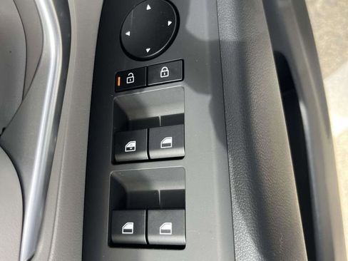 New 2026 Hyundai Tucson SE FWD image 11