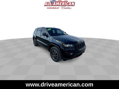 Used 2020 Jeep Grand Cherokee Trailhawk image 2