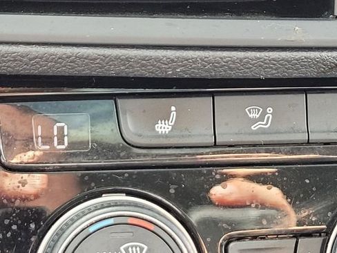 Used 2019 Volkswagen Jetta SE image 21