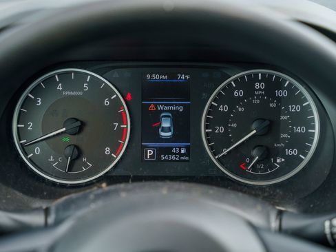 Used 2023 Nissan Sentra S FWD image 24