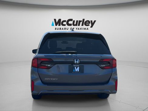 Used 2025 Honda Odyssey EX-L image 5