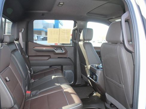 Used 2024 GMC Sierra 1500 Denali image 19