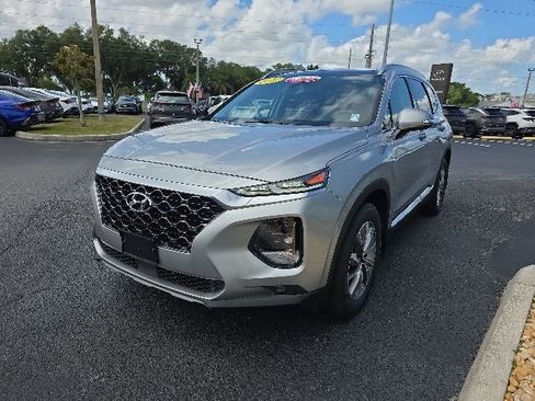 Used 2020 Hyundai Santa Fe SEL w/ Convenience + Premium Package FWD image 2