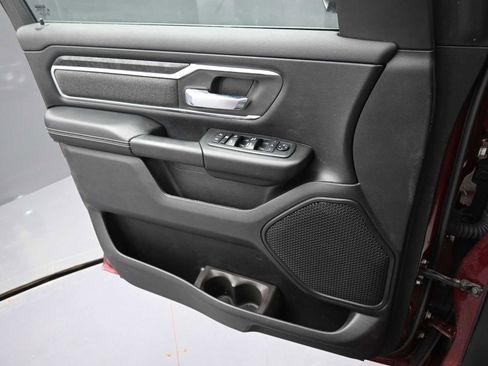 Used 2019 RAM 1500 Big Horn image 11