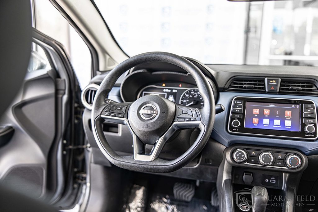 Used 2025 Nissan Versa SV FWD image 33