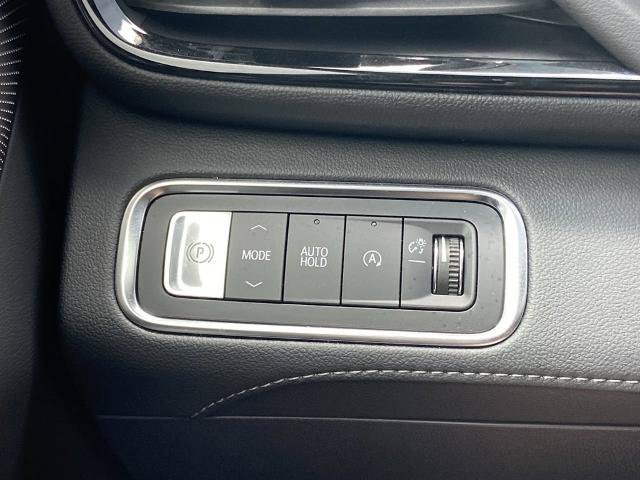 Used 2026 Buick Enclave Avenir w/ Super Cruise Package FWD image 14