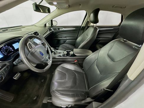 Used 2016 Ford Fusion Titanium FWD image 13
