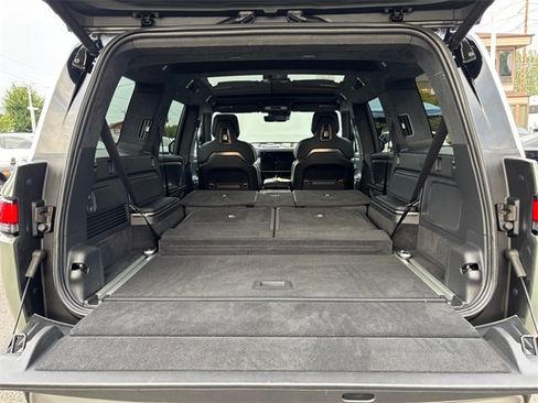 Used 2023 Rivian R1S Launch Edition image 34