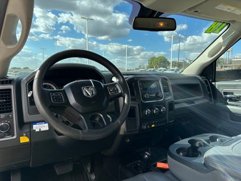Used 2018 RAM 4500 Tradesman w/ Power & Remote Entry Group AWD/4WD image 8