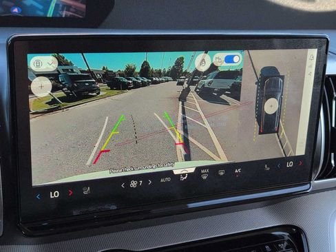 New 2026 Ford Expedition Active RWD image 19
