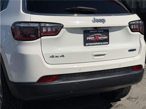 Used 2020 Jeep Compass Latitude AWD/4WD image 45