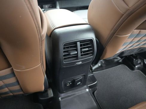 Certified 2024 Ford Bronco Sport Badlands w/ Premium Package AWD/4WD image 24