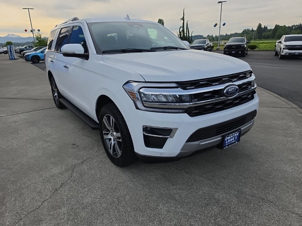 Used 2024 Ford Expedition Limited AWD/4WD image 5