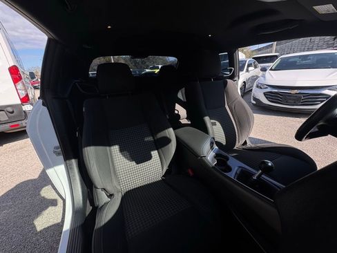 Used 2016 Dodge Challenger R/T w/ Blacktop Package image 38