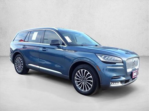 Used 2020 Lincoln Aviator Reserve w/ Elements Package Plus image 6