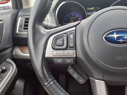 Used 2016 Subaru Outback 2.5i Limited AWD/4WD image 16