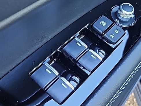 New 2025 MAZDA CX-5 AWD 2.5 S w/ Premium Plus Pkg image 19
