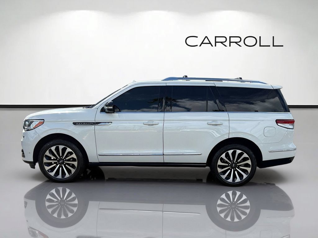 Used 2024 Lincoln Navigator Reserve AWD/4WD image 6