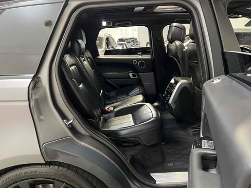Used 2020 Land Rover Range Rover Sport HST image 39