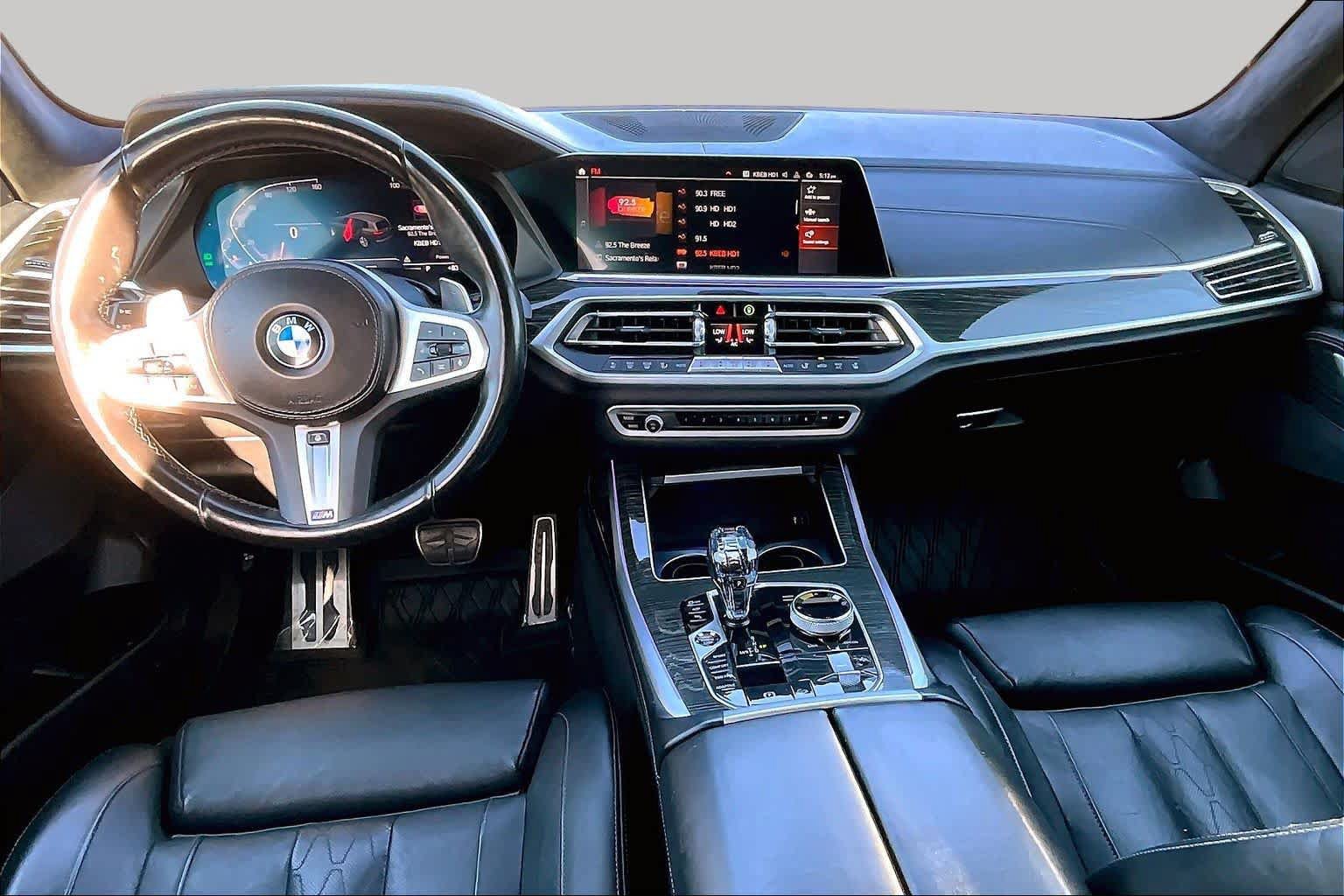 Used 2022 BMW X7 xDrive40i w/ M Sport Package AWD/4WD image 15