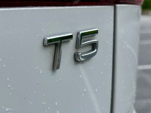 Used 2021 Volvo XC60 T5 Inscription w/ Advanced Package FWD image 16