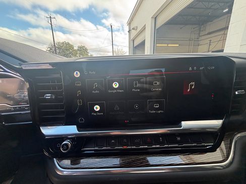 Used 2022 GMC Sierra 1500 Elevation image 8