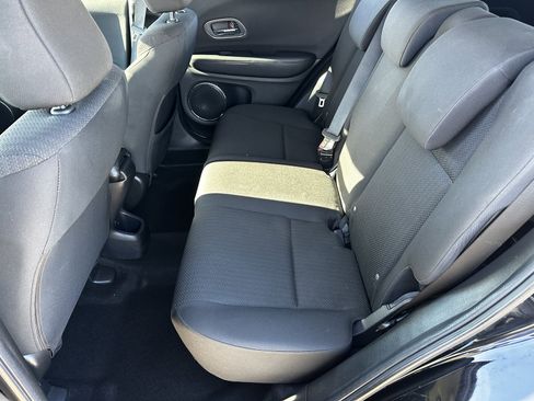 Used 2018 Honda HR-V EX image 20