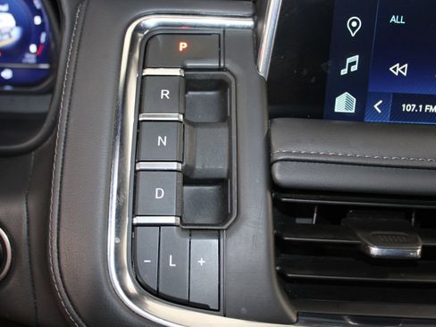 Used 2024 Chevrolet Tahoe LT RWD image 46