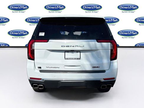 Used 2025 GMC Yukon Denali RWD image 6