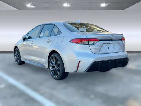 New 2026 Toyota Corolla SE image 3