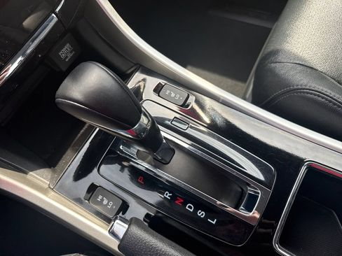 Used 2016 Honda Accord EX-L image 29